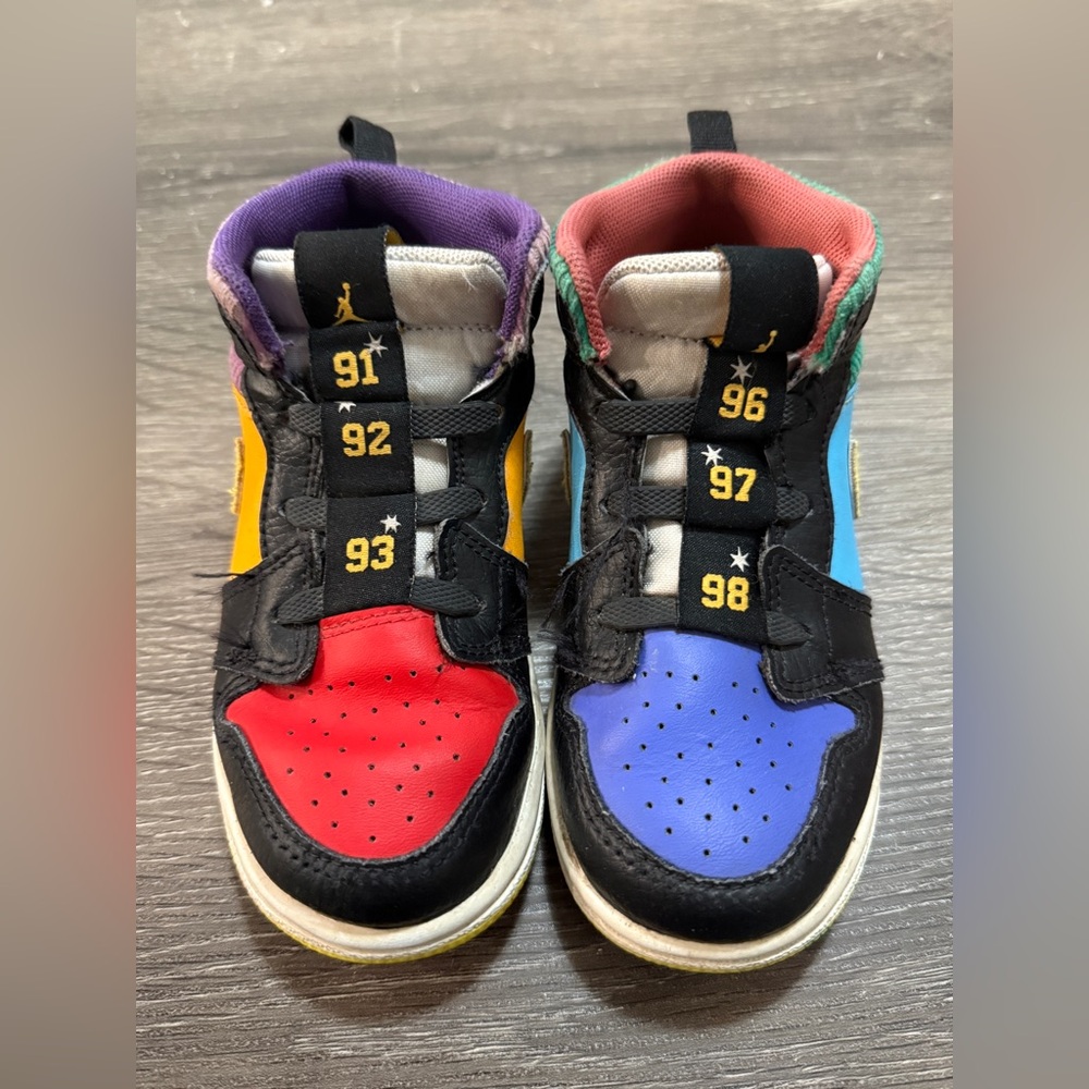 VGUC Nike sz 10C color block Air Jordans